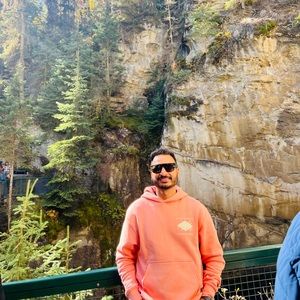 Meet your Posher, Ips